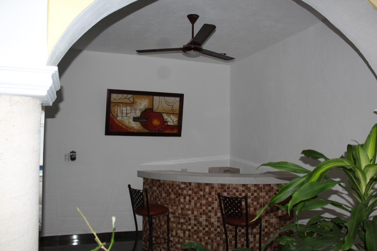 ואיאדוליד Hotel Casona Margot מראה חיצוני תמונה