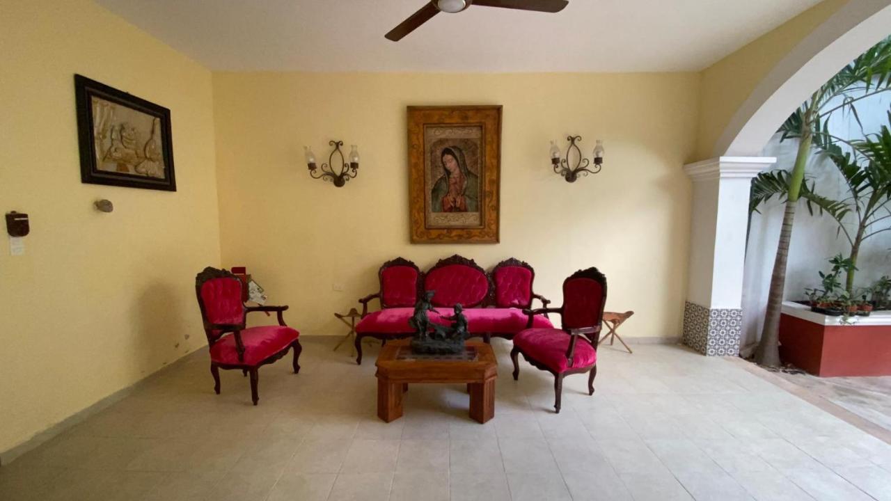 ואיאדוליד Hotel Casona Margot מראה חיצוני תמונה
