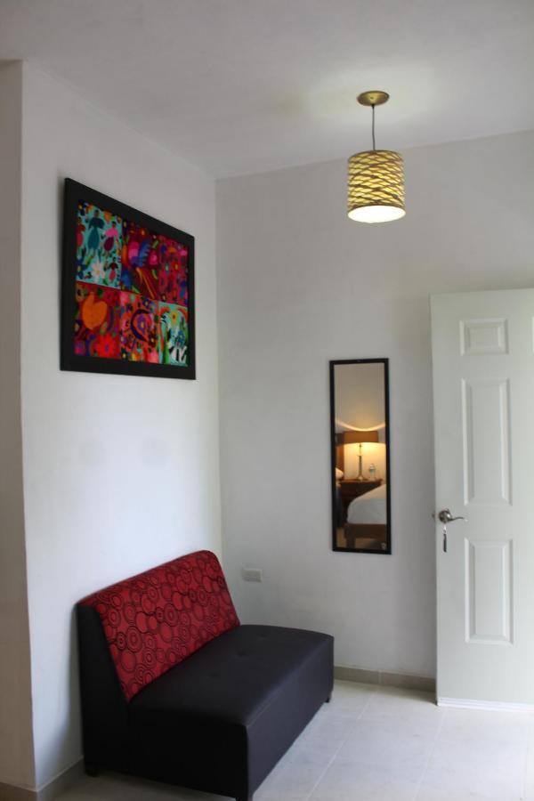 ואיאדוליד Hotel Casona Margot מראה חיצוני תמונה