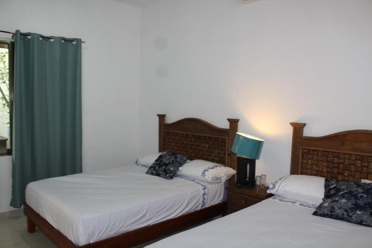 ואיאדוליד Hotel Casona Margot מראה חיצוני תמונה