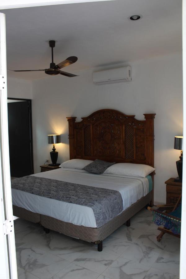 ואיאדוליד Hotel Casona Margot מראה חיצוני תמונה