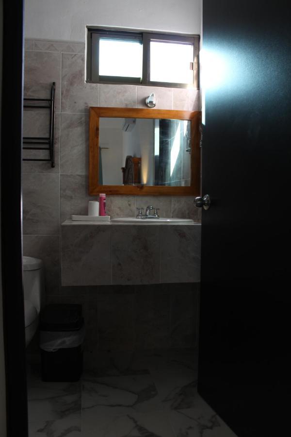 ואיאדוליד Hotel Casona Margot מראה חיצוני תמונה