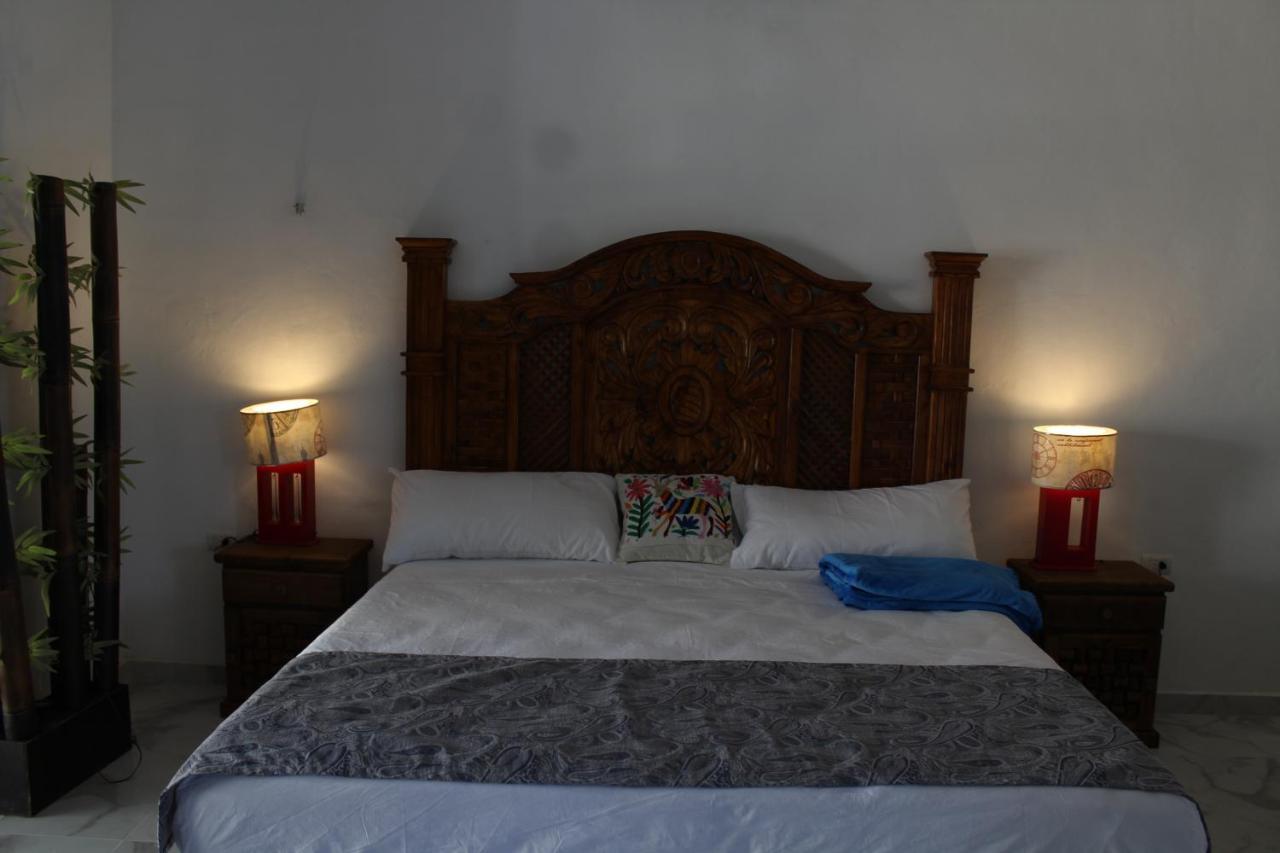 ואיאדוליד Hotel Casona Margot מראה חיצוני תמונה