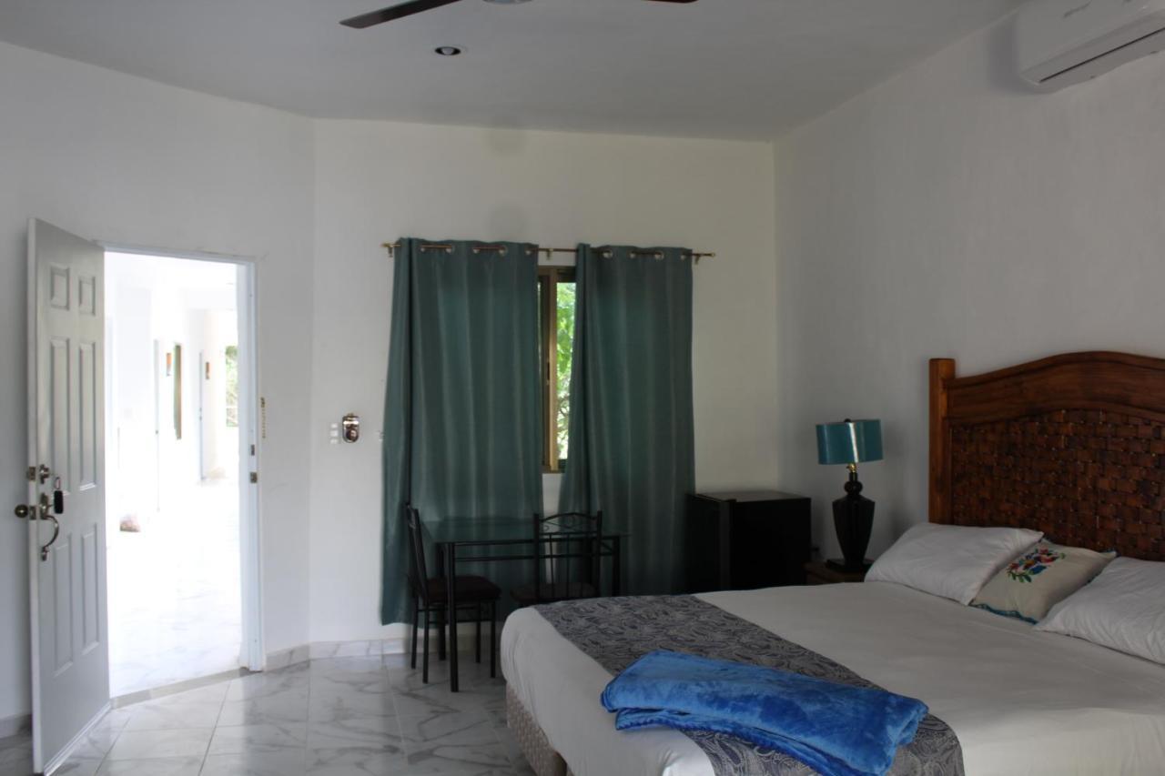 ואיאדוליד Hotel Casona Margot מראה חיצוני תמונה